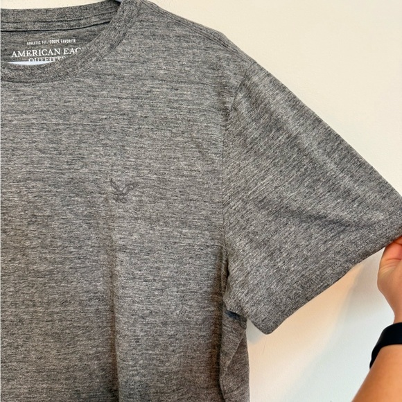 2/$15 American Eagle - Men’s Gray Short Sleeve T-Shirt Casual Crewneck Large - Picture 4 of 8